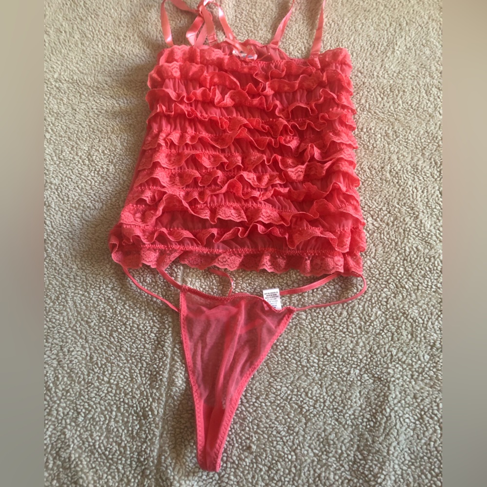 Frederick of Hollywood beautiful pink lingerie
